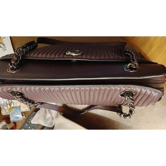 Coach - Picture 5 of 5